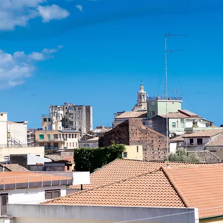Con Terrazzo Vicino Al Centro 아파트